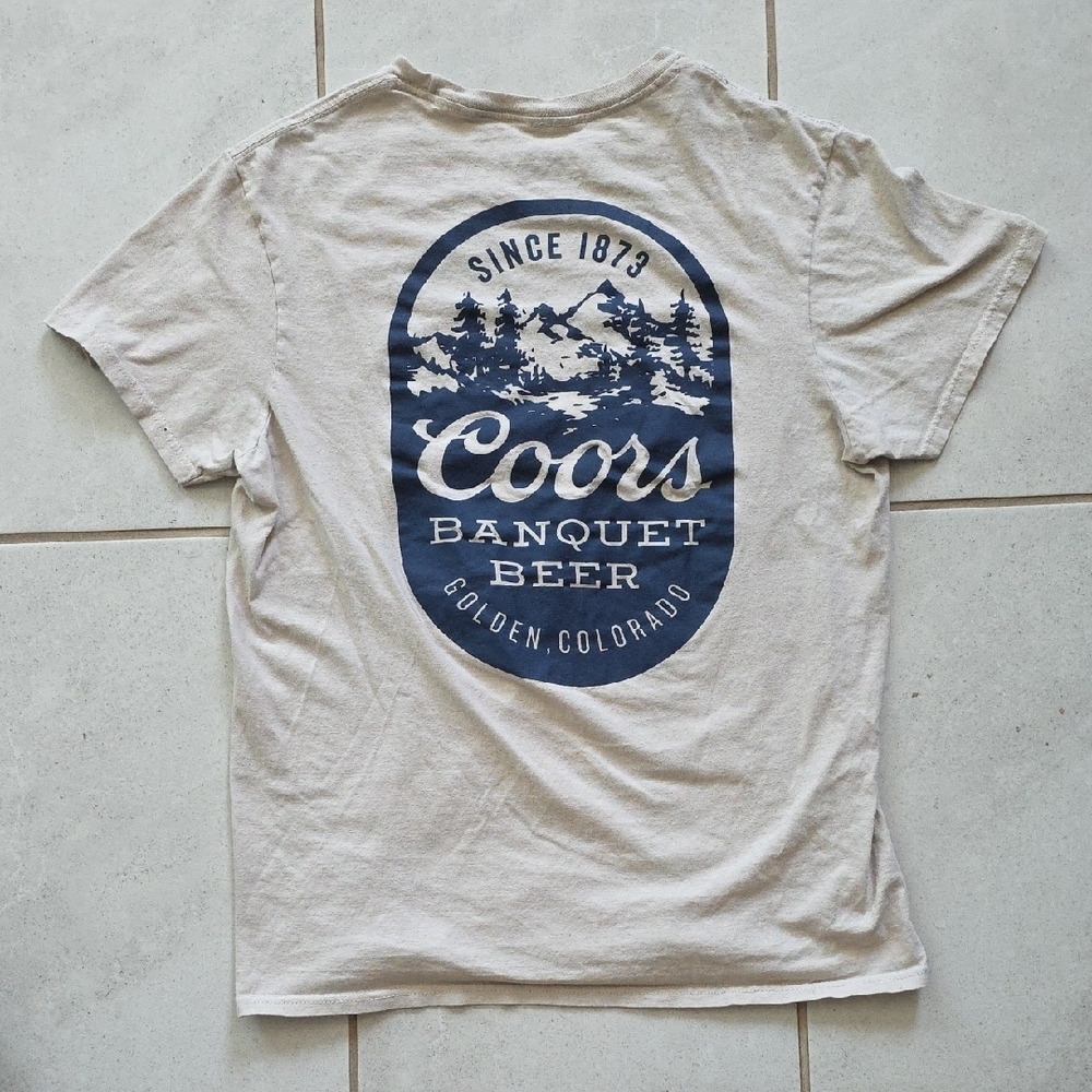 Coors Banquet Beer Graphic Tee Size Medium 100% Cotton Vintage Style - Picture 5 of 6